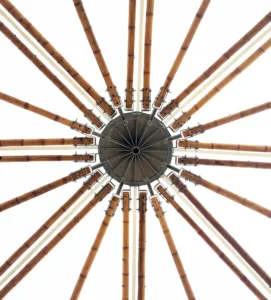 Custom steel crown joinery system for structural Guadua bamboo poles