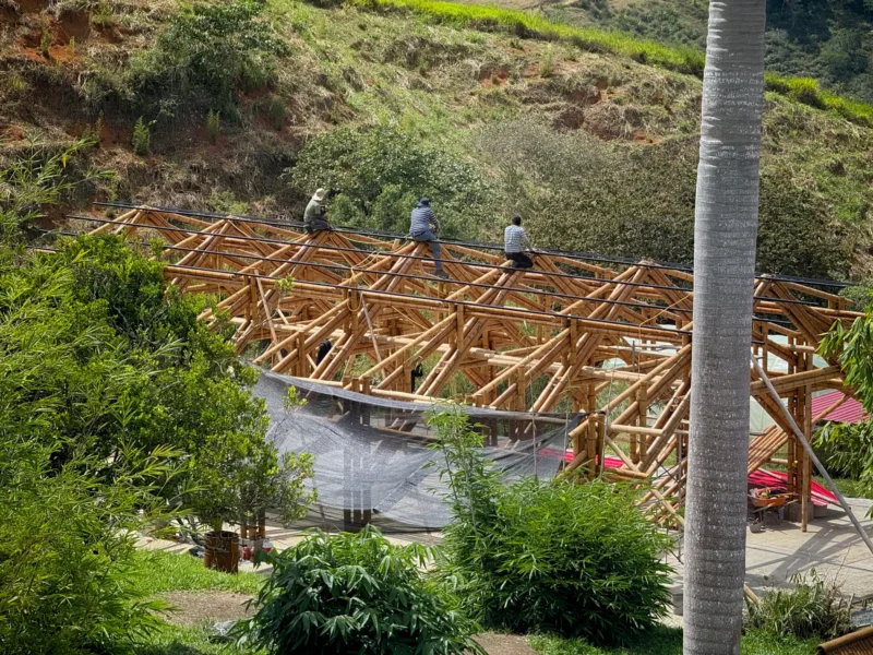 Installation of steel tubes for structural roof support