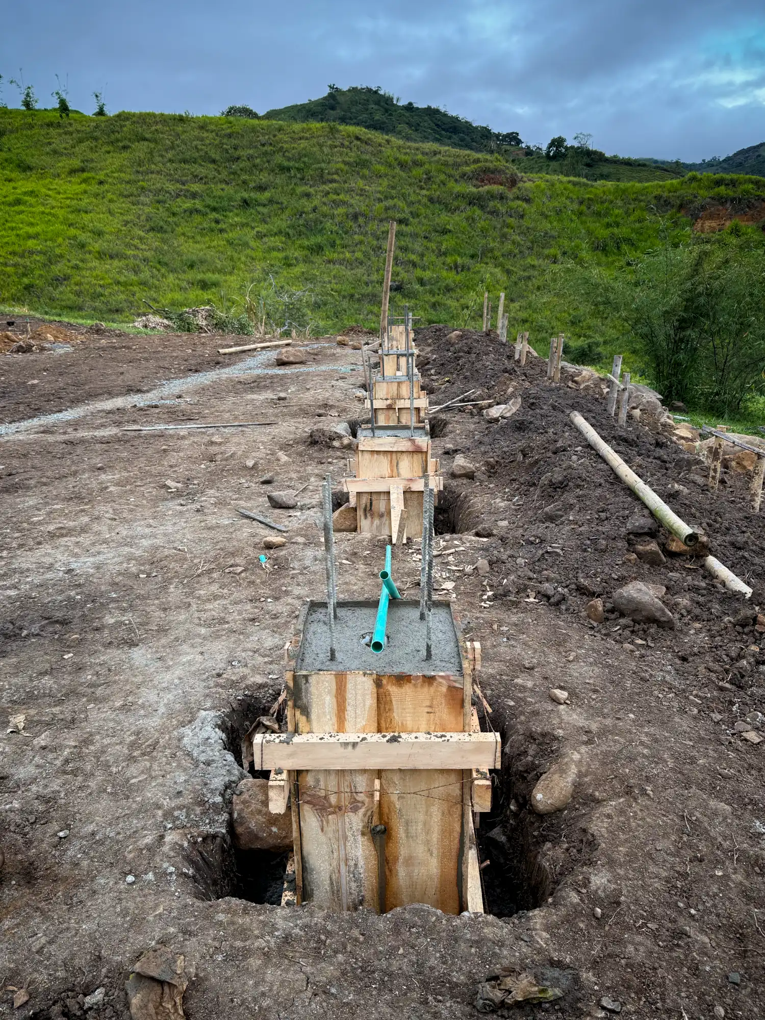 Concrete pedestal casting for bamboo structure