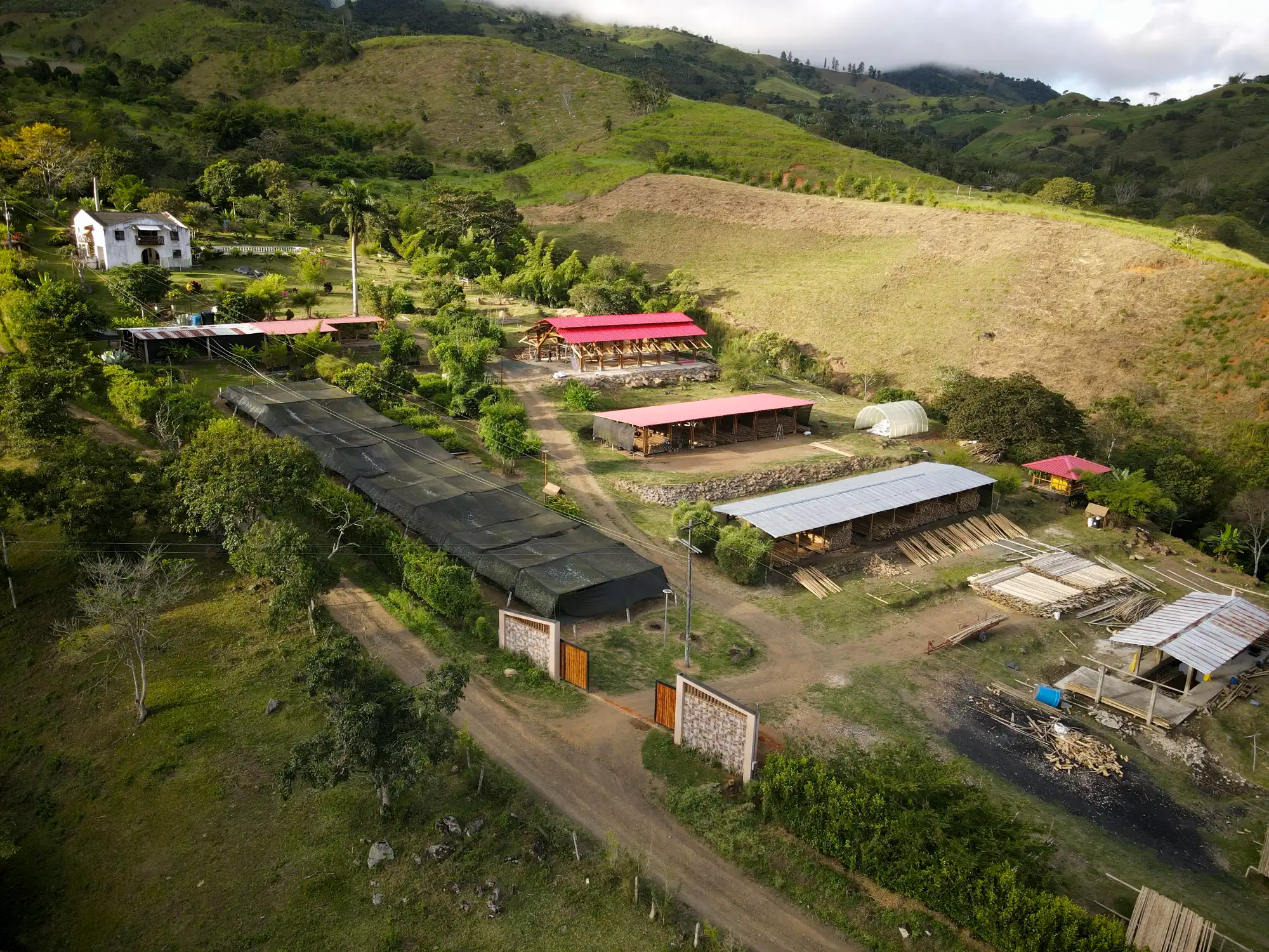 Aerial view of the “Tres Brisas” bamboo pavilion in Colombia