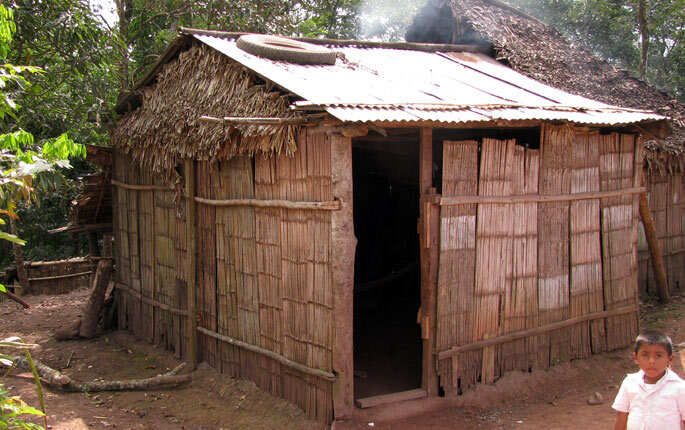 Low Cost Bamboo House in Rural Village Nicaragua Photo by: Stéphane Schröder © www.guaduabamboo.com