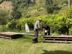 Painting steel tubes