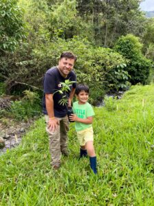 Planting of Dendrocalamus sinicus at Hacienda Guadua Bamboo Colombia Photo by: Stéphane Schröder © www.guaduabamboo.com
