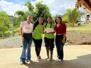 Guadua Bamboo SAS Shares Its Award with a $500,000 COP Bonus for Each Team Member