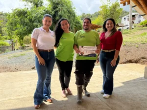 Guadua Bamboo SAS Shares Its Award with a $500,000 COP Bonus for Each Team Member
