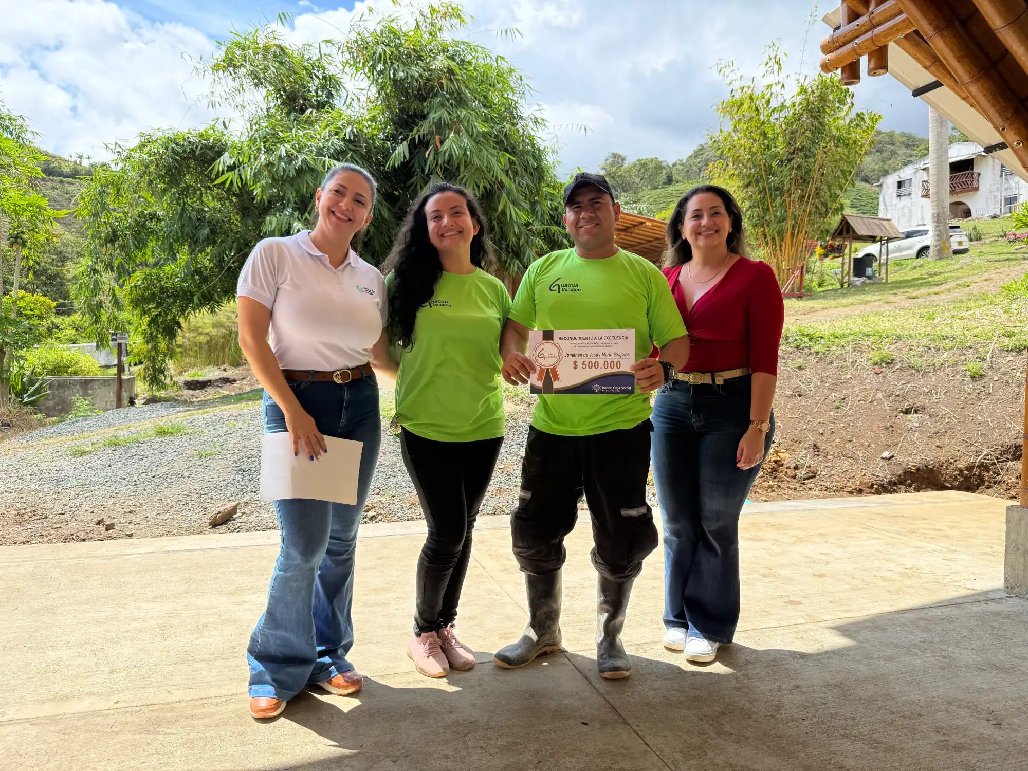 Guadua Bamboo SAS Shares Its Award with a $500,000 COP Bonus for Each Team Member