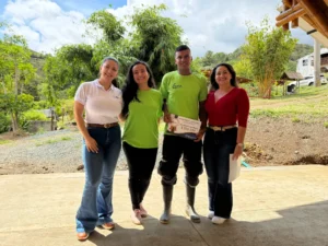 Guadua Bamboo SAS Shares Its Award with a $500,000 COP Bonus for Each Team Member