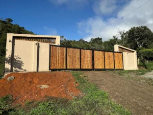 Luxury entrance gate design using premium Guadua Bamboo in Colombia