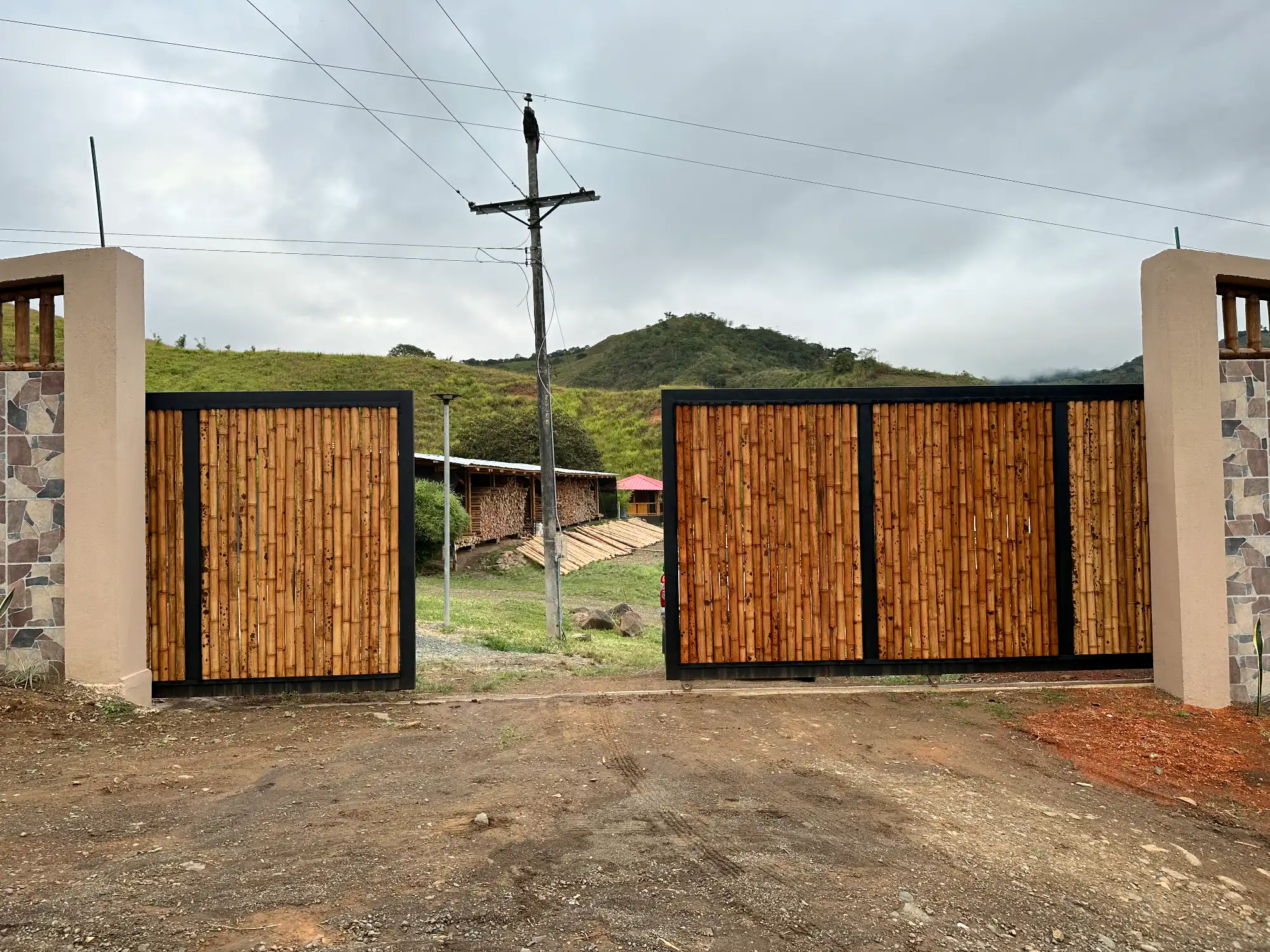 Luxury entrance gate design using premium Guadua Bamboo in Colombia