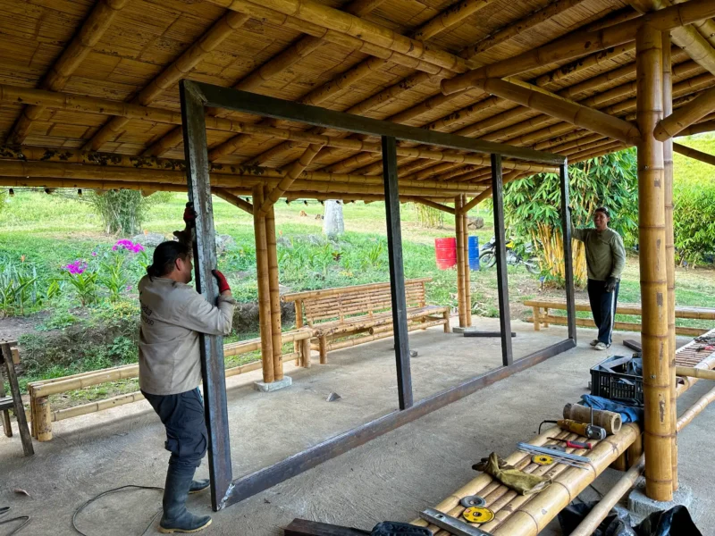 Luxury entrance gate design using premium Guadua Bamboo in Colombia