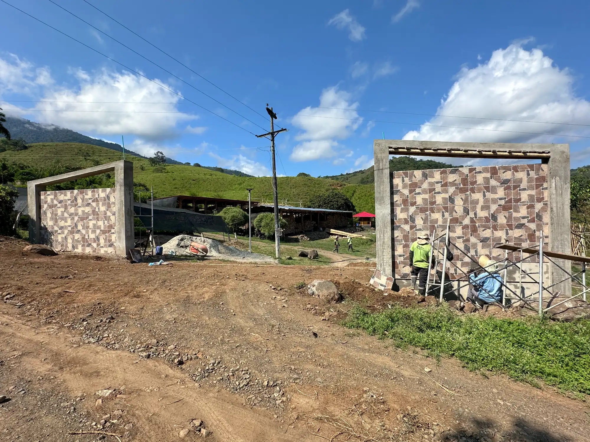 Luxury entrance gate design using premium Guadua Bamboo in Colombia