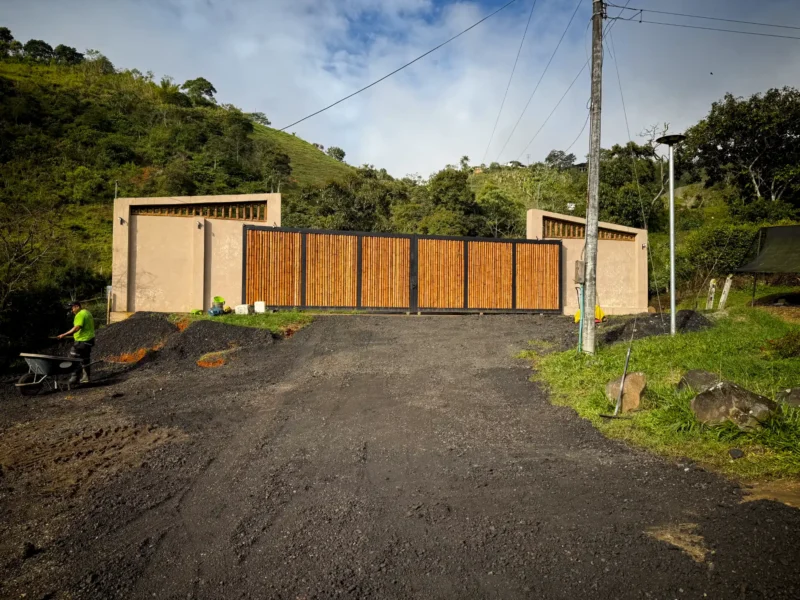 Luxury entrance gate design using premium Guadua Bamboo in Colombia
