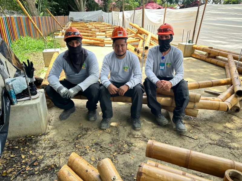 Guadua Bamboo construction team